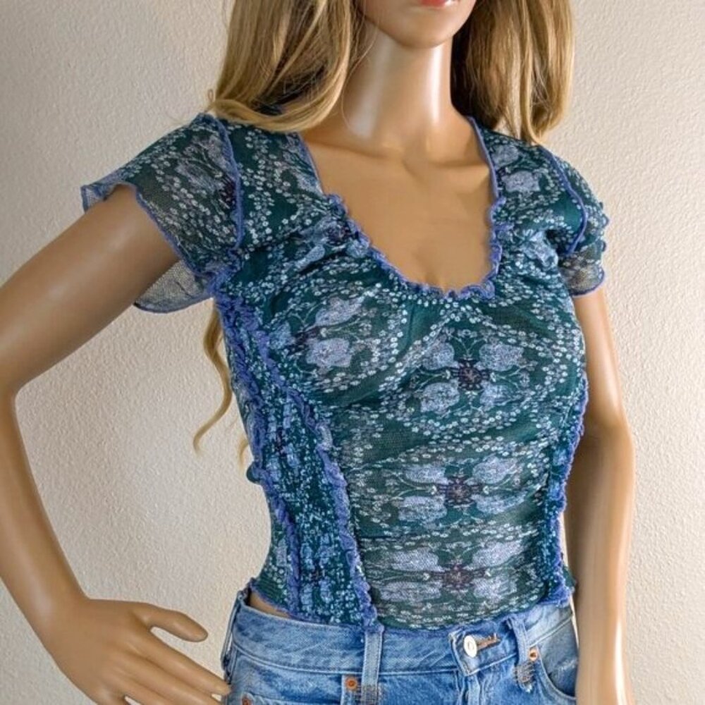 Free People Top Women's XS Green Oh My Baby Cropped Ruched Smocked Scoop Floral